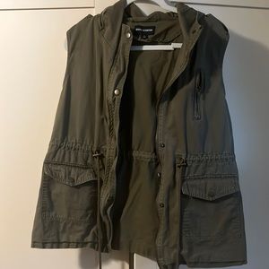 Zenana Outfitters Cargo Utility Vest